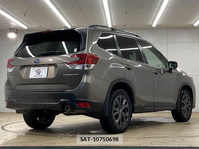 Subaru FORESTER 2020-02 8073807-16