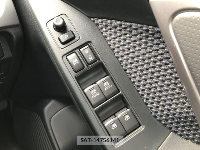 Subaru FORESTER 2017-12 8099228-23