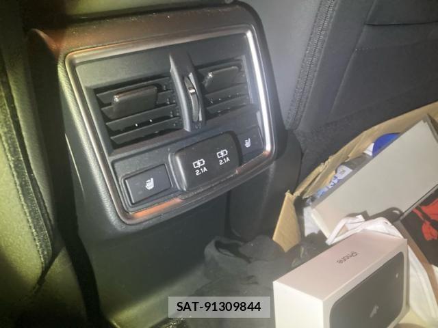 Subaru FORESTER 2018-12 8099225-10