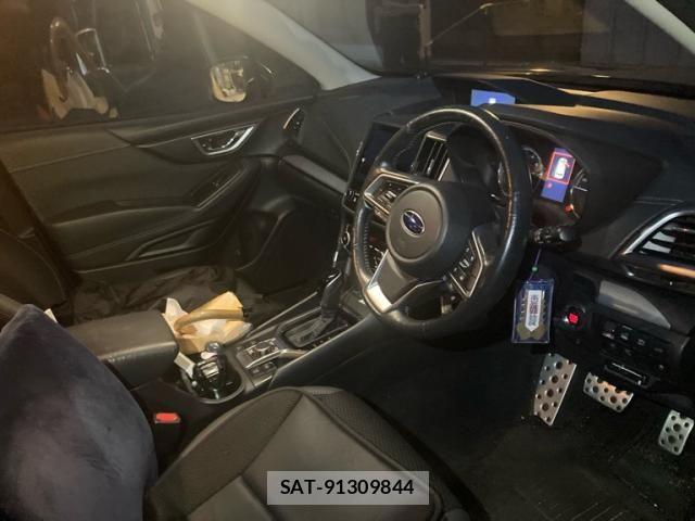 Subaru FORESTER 2018-12 8099225-13