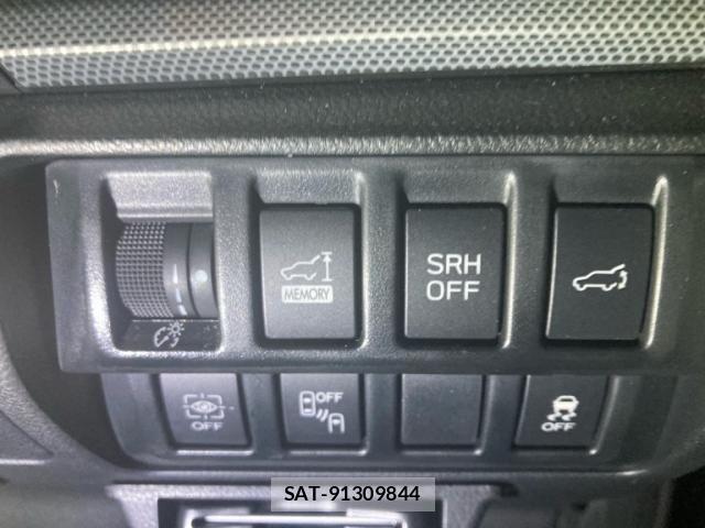 Subaru FORESTER 2018-12 8099225-14