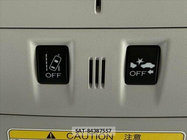 Subaru FORESTER 2017-05 8099234-6