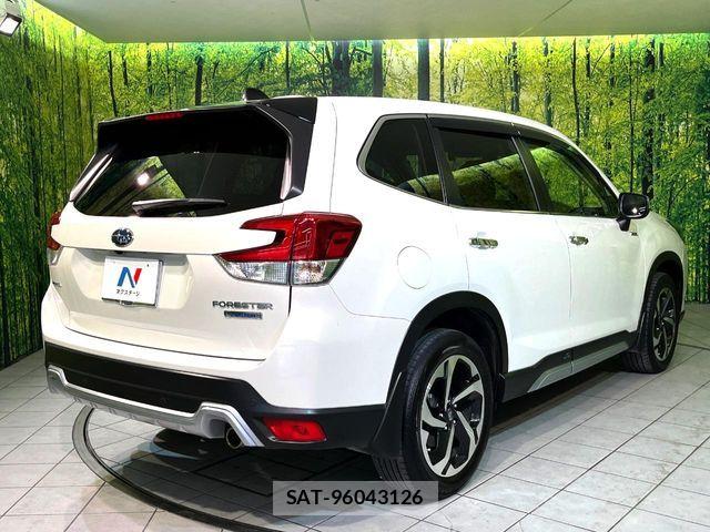 Subaru FORESTER 2023-12 8099208-16