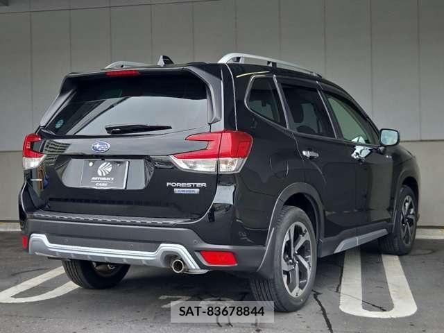 Subaru FORESTER 2023-05 8099206-1