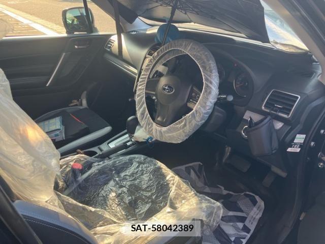 Subaru FORESTER 2015-08 8099246-13