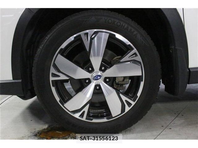 Subaru FORESTER 2018-11 8099219-24