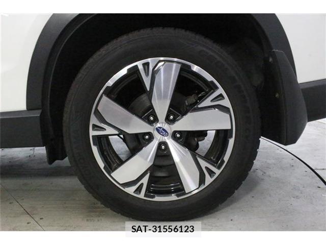 Subaru FORESTER 2018-11 8099219-25