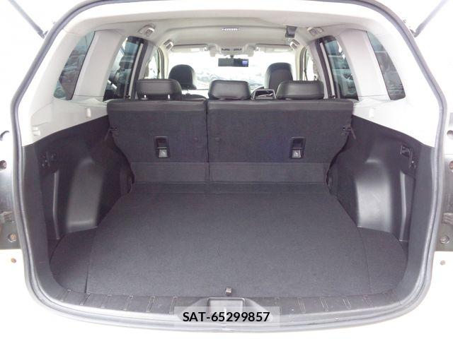 Subaru FORESTER 2014-03 8099243-11