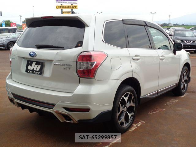 Subaru FORESTER 2014-03 8099243-2