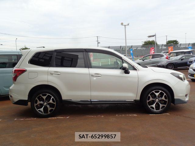Subaru FORESTER 2014-03 8099243-4