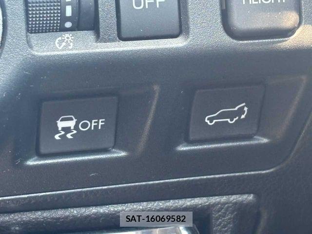 Subaru FORESTER 2017-01 8099226-20