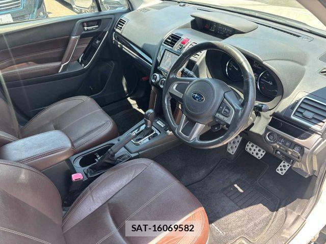 Subaru FORESTER 2017-01 8099226-24