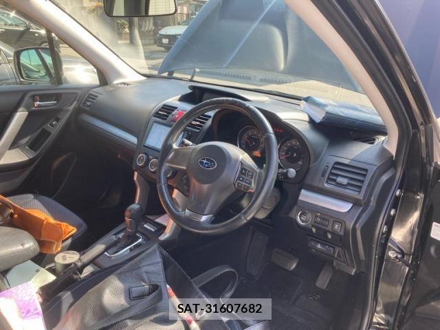 Subaru FORESTER 2014-01 8130223-9