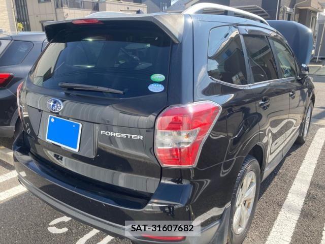 Subaru FORESTER 2014-01 8130223-2