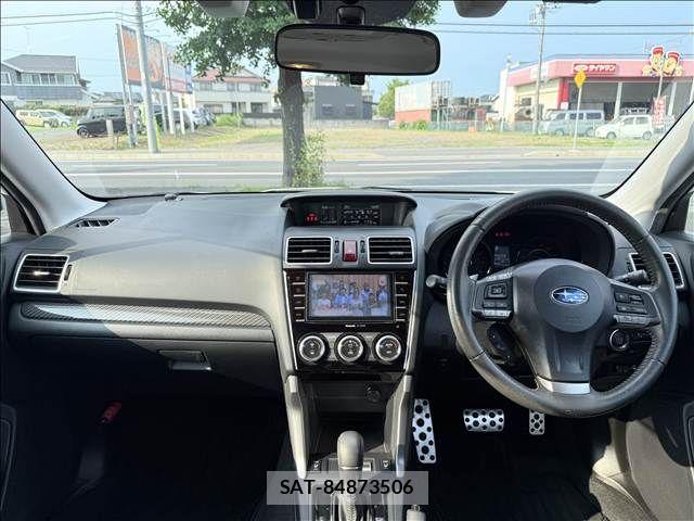 Subaru FORESTER 2015-06 8145827-1