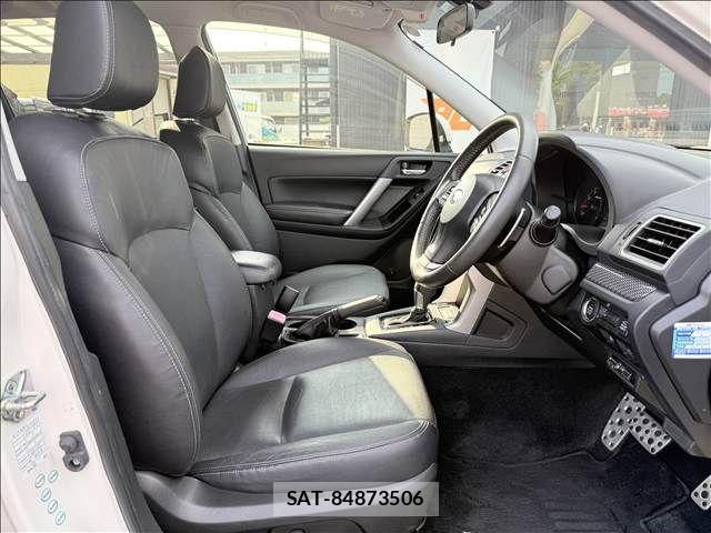 Subaru FORESTER 2015-06 8145827-8