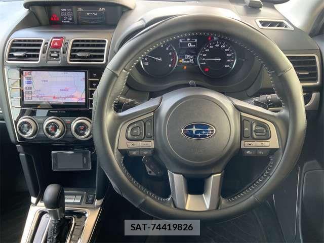 Subaru FORESTER 2016-04 8158472-15