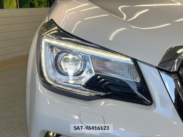 Subaru FORESTER 2017-10 8158473-12