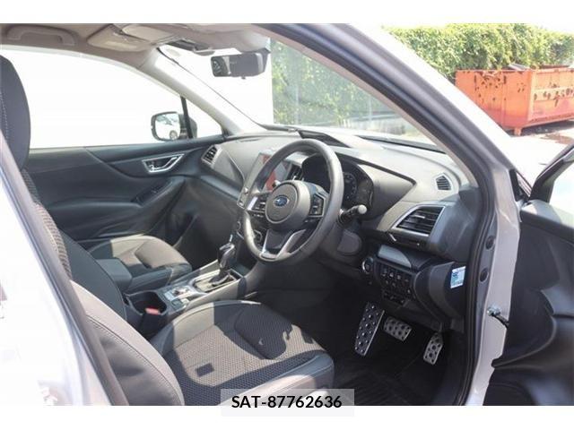 Subaru FORESTER 2019-03 8158470-25