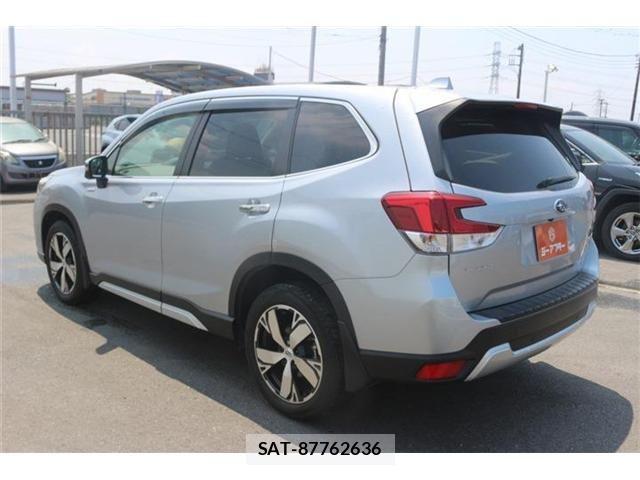 Subaru FORESTER 2019-03 8158470-5