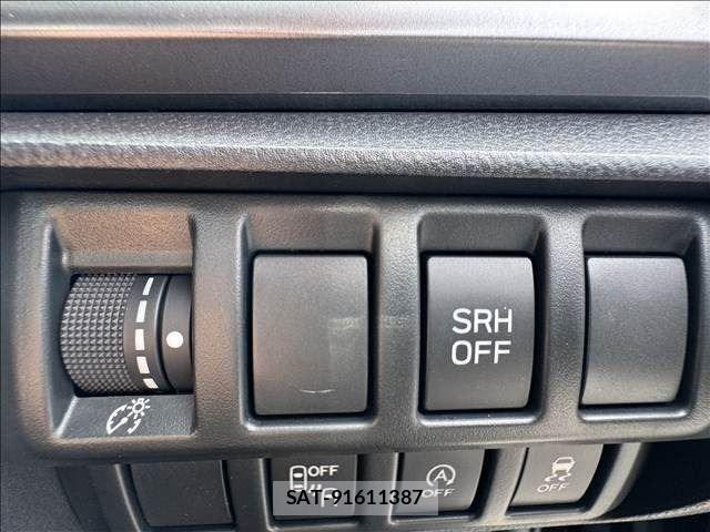 Subaru FORESTER 2018-10 8158471-24
