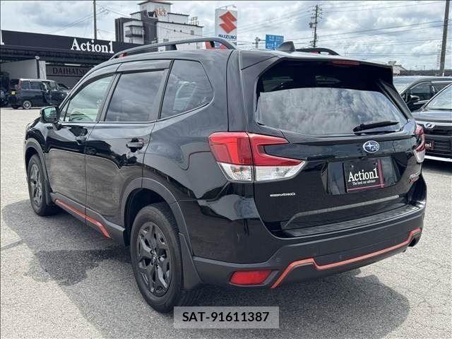 Subaru FORESTER 2018-10 8158471-3