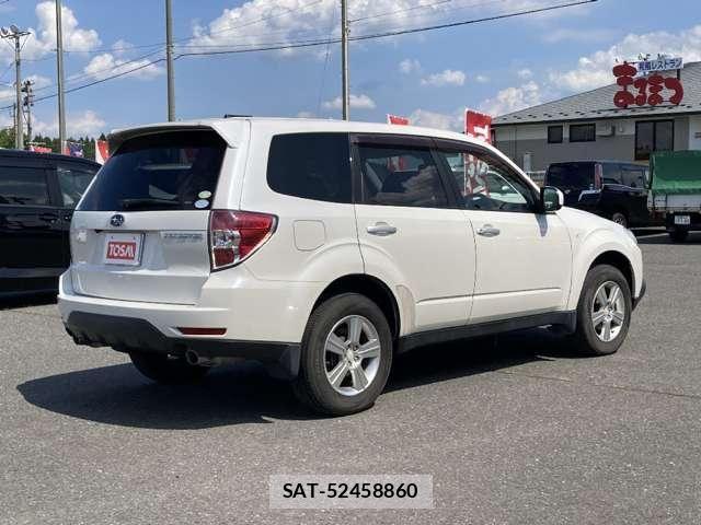 Subaru FORESTER 2011-11 8207574-4