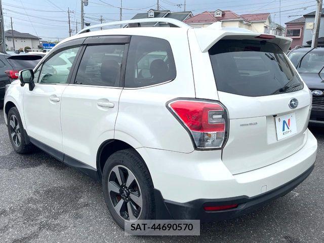 Subaru FORESTER 2016-08 8207570-14