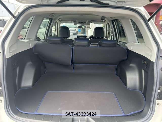 Subaru FORESTER 2018-03 8207571-10