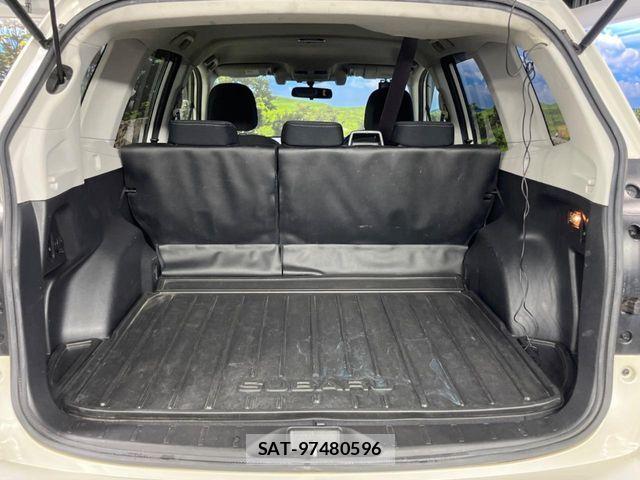 Subaru FORESTER 2013-04 8207572-10