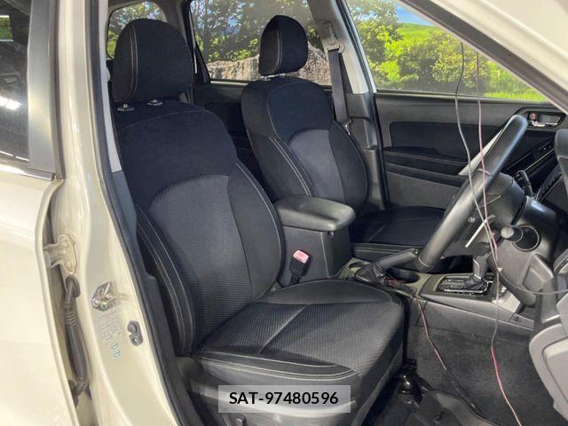 Subaru FORESTER 2013-04 8207572-8