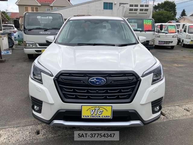 Subaru FORESTER 2025-03 8207555-1