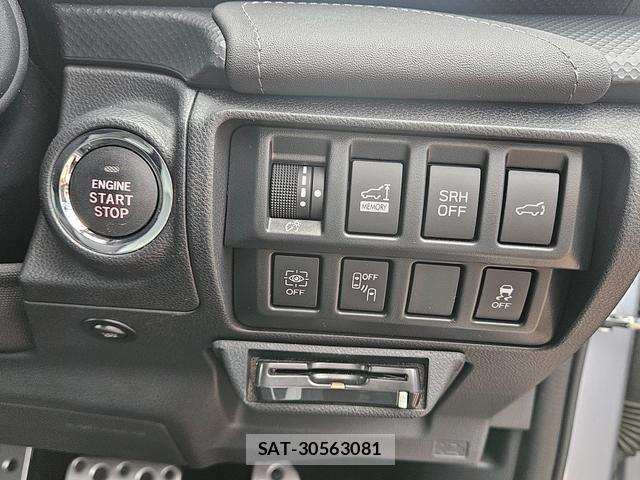 Subaru FORESTER 2019-08 8207563-15