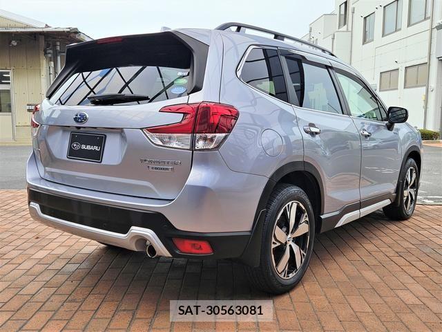 Subaru FORESTER 2019-08 8207563-1