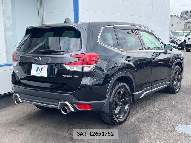 Subaru FORESTER 2021-11 8207564-16