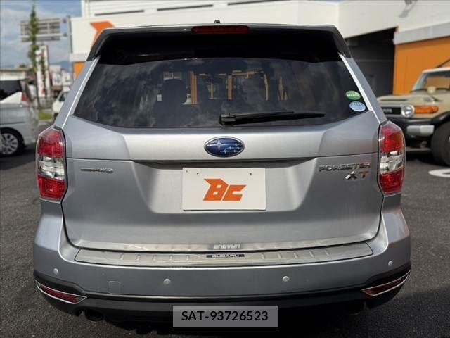 Subaru FORESTER 2013-03 8207575-13