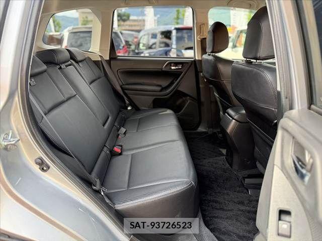 Subaru FORESTER 2013-03 8207575-19