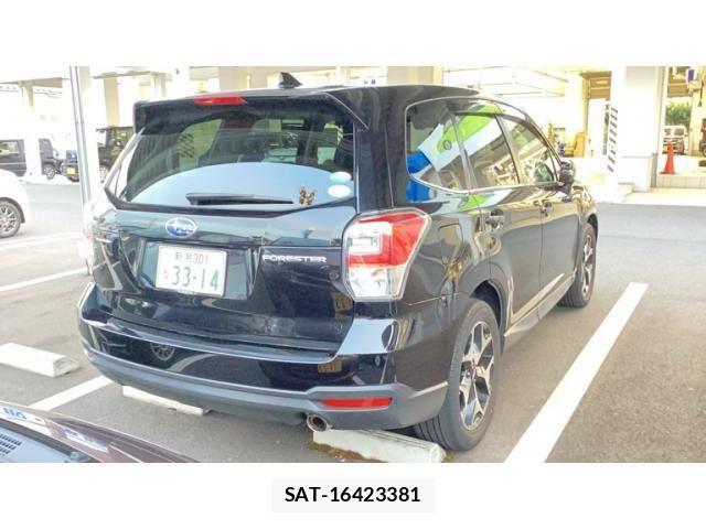 Subaru FORESTER 2017-09 8230077-2