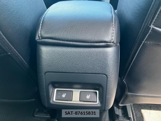 Subaru FORESTER 2018-05 8230073-15