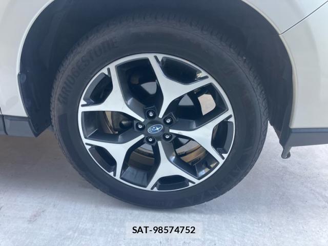 Subaru FORESTER 2018-03 8230079-11