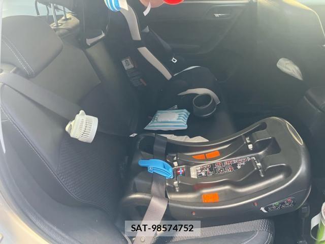 Subaru FORESTER 2018-03 8230079-13