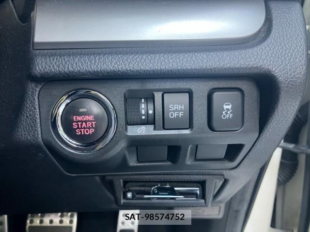 Subaru FORESTER 2018-03 8230079-17