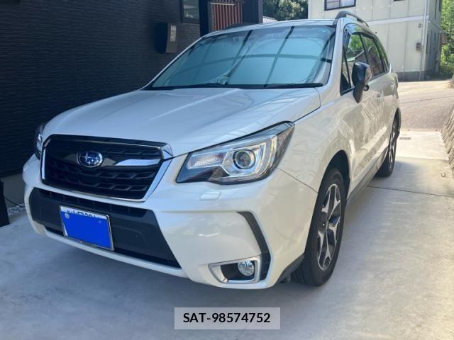 Subaru FORESTER 2018-03 8230079-1