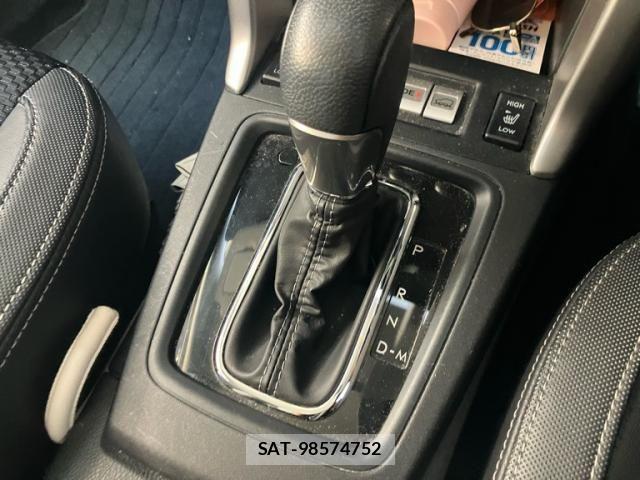 Subaru FORESTER 2018-03 8230079-24