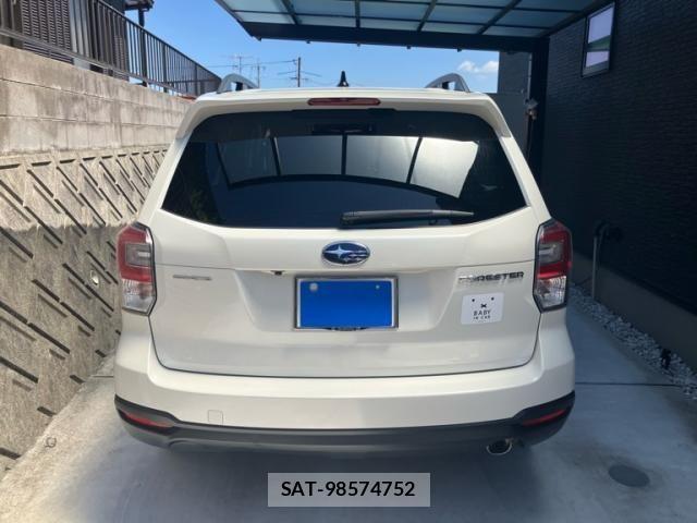 Subaru FORESTER 2018-03 8230079-4