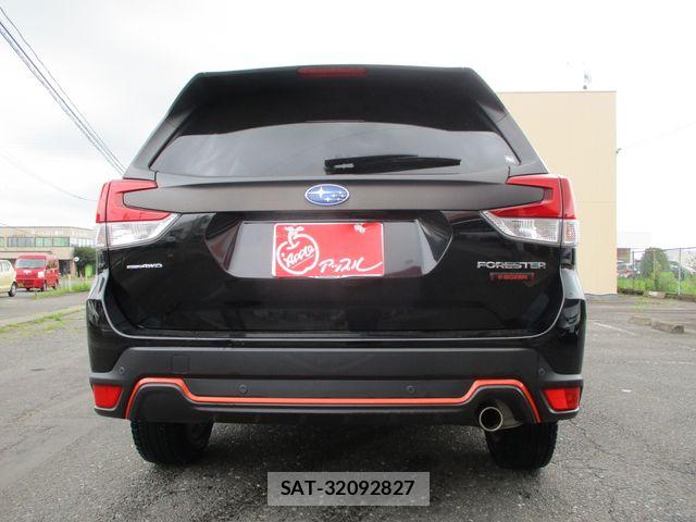 Subaru FORESTER 2022-06 8245222-4