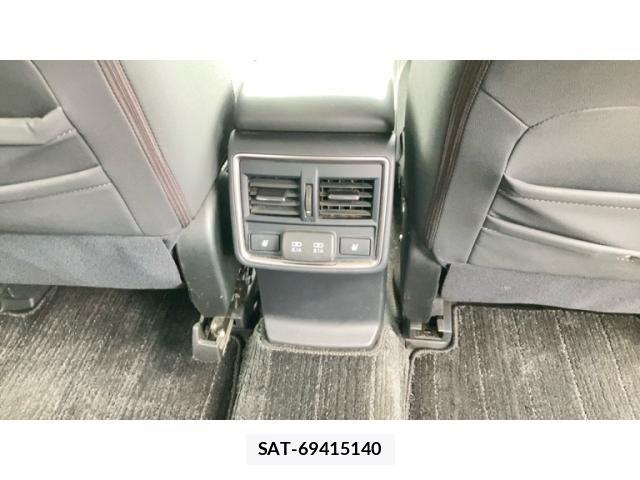 Subaru FORESTER 2019-09 8245237-25