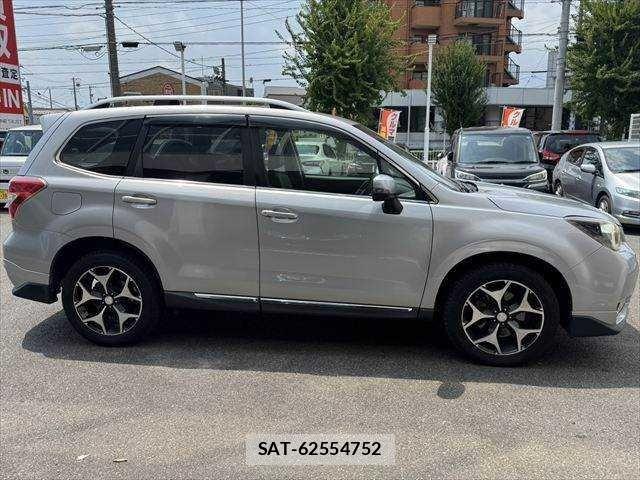 Subaru FORESTER 2013-09 8245239-12