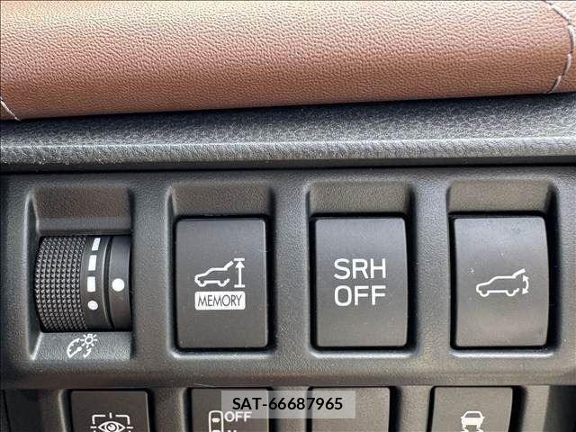 Subaru FORESTER 2018-10 8245234-23