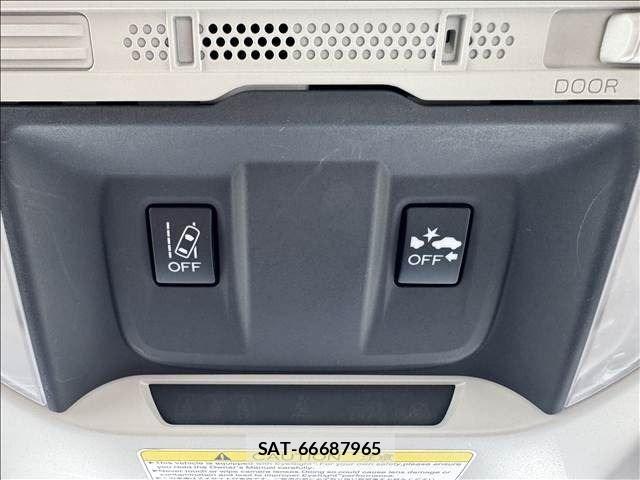 Subaru FORESTER 2018-10 8245234-29